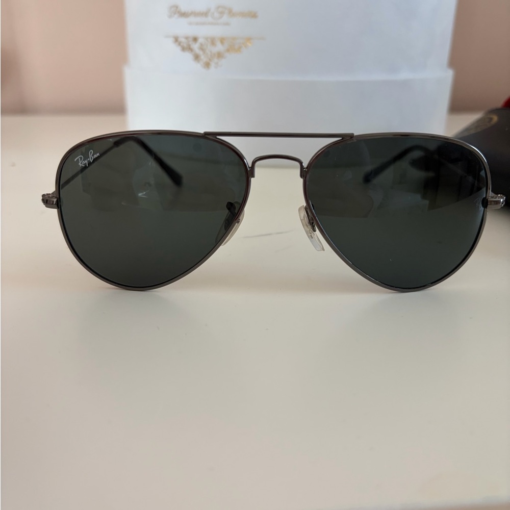 Ray-Ban Black Aviator Sunglasses